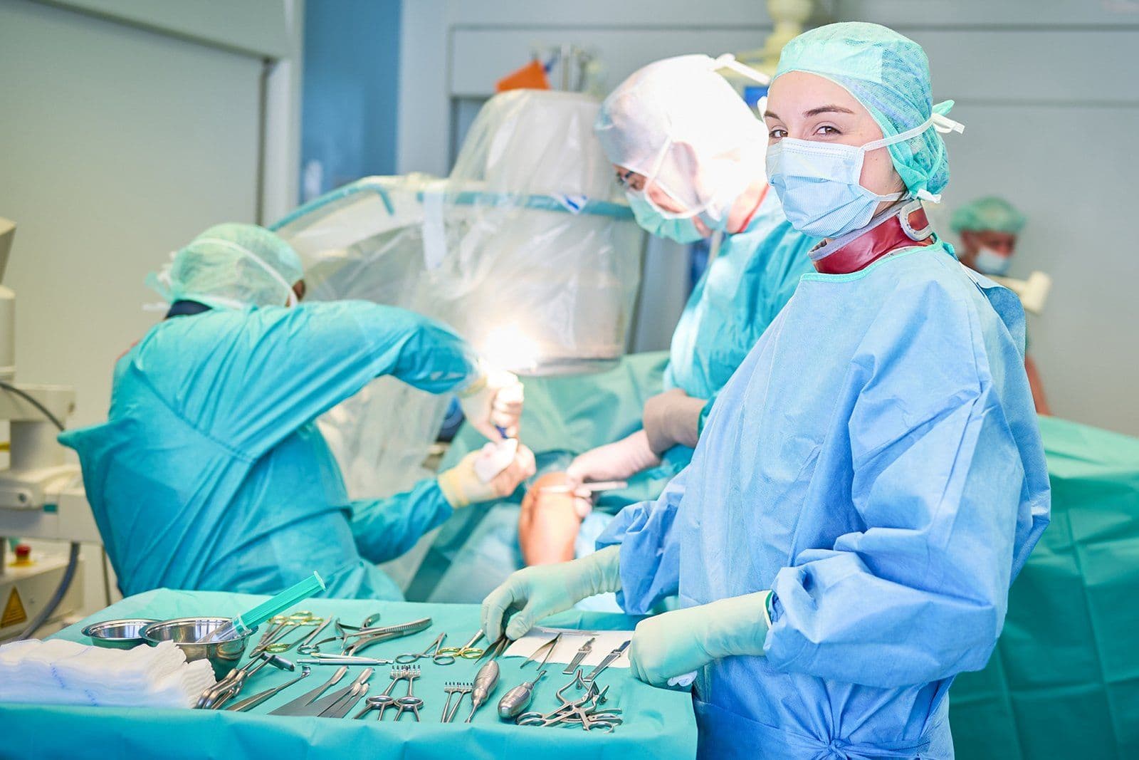 Blick in einen Operationssaal der Orthopädie und Unfallchirurgie